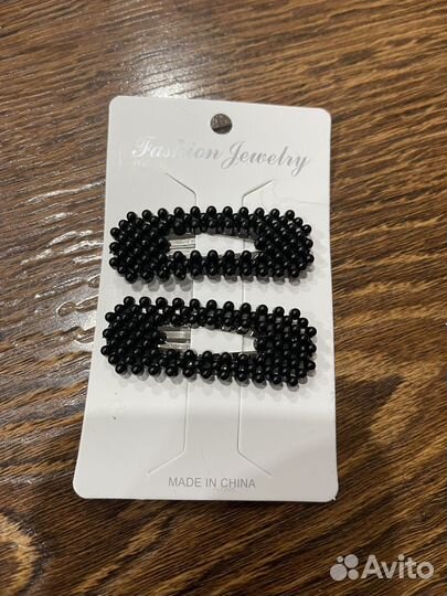 Заколки для волос с бусинками