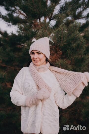 Вязанный комплект из мохера