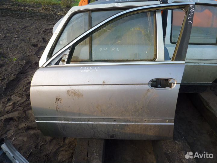 BMW 5 E39 дверь передняя левая
