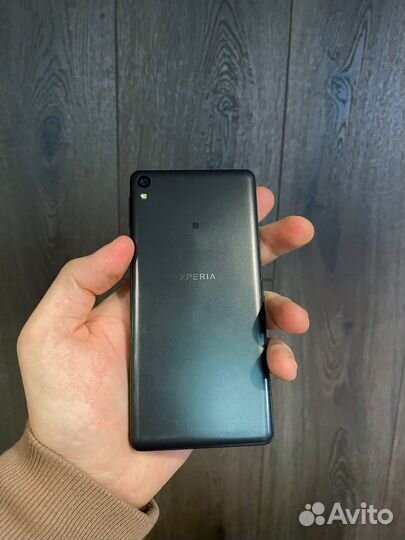 Sony Xperia E5, 16 ГБ