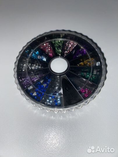 Стразы для ногтей