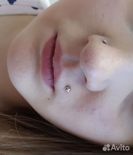 Пирсинг, проколы ушей