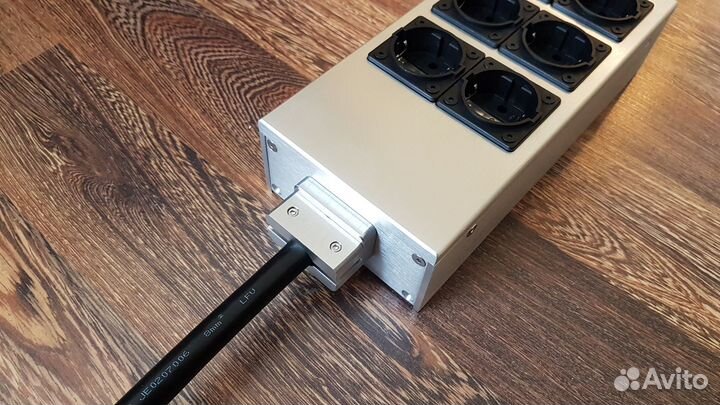 Распределитель для выделенной линии