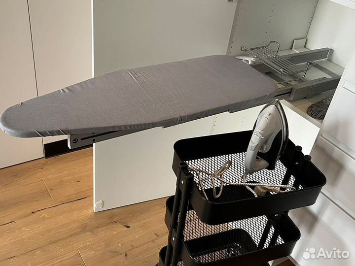 Встраиваемая гладильная доска