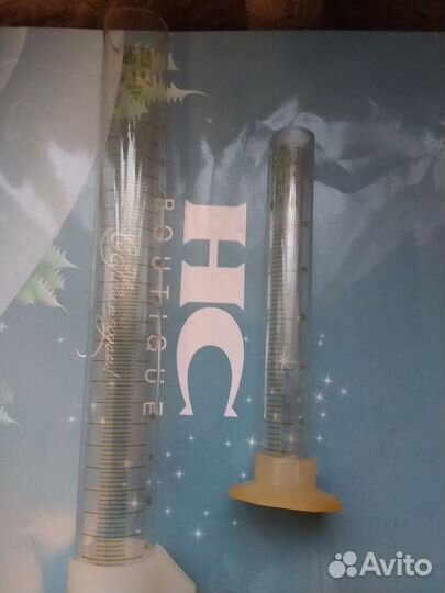 Химические колбы, воронка