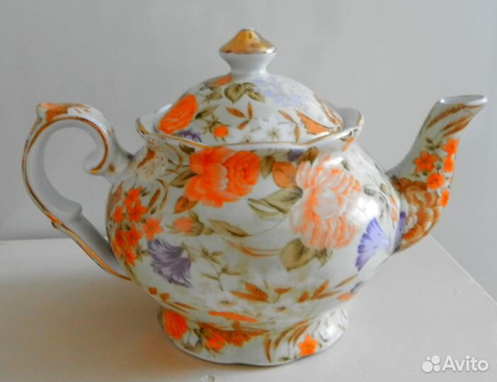 Чайник фарфоровый на 1,5 л