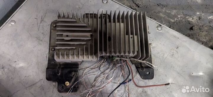 Усилитель Mazda CX7