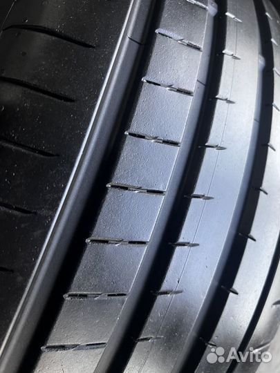 Yokohama Advan Sport V107 245/45 R20