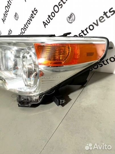 Фара ксеноновая левая Toyota Land Cruiser 200