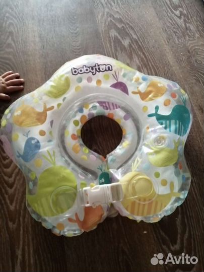 Круг на шею для купания