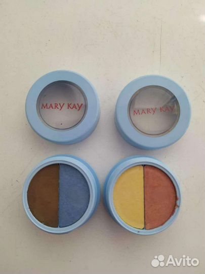 Тени Mary Kay