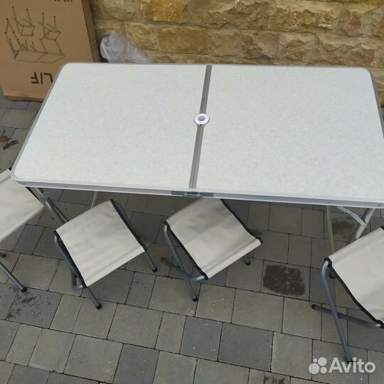 Стол раскладной +4 стула