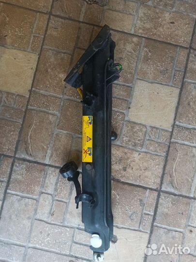 Домкрат mercedes ml163