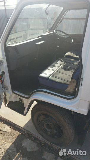 Isuzu Elf с КМУ, 1988