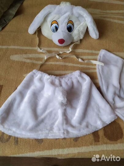 Новогодний костюм зайки для девочки