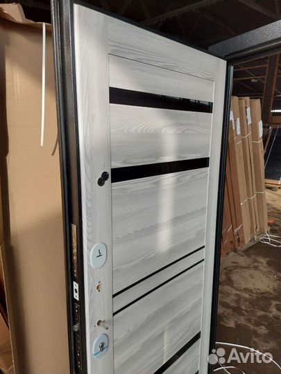 Дверь с установкой