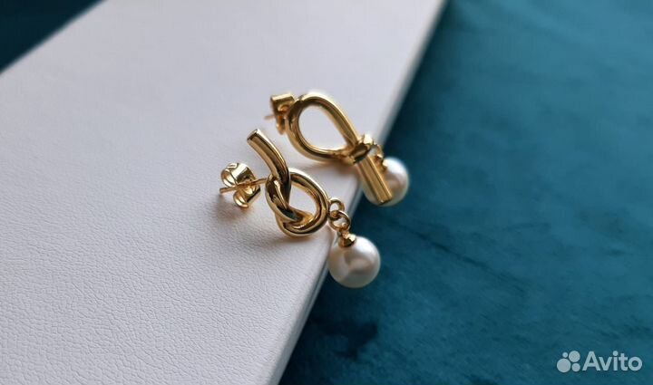 Серьги Celine knot