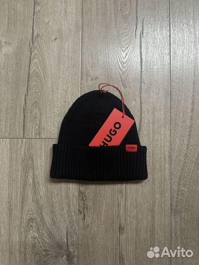 Шапка Hugo хит 2025