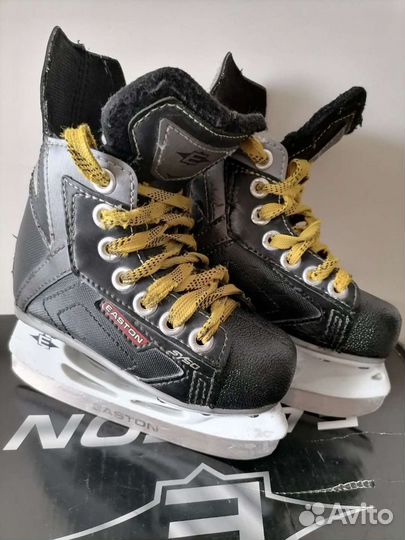 Хоккейные коньки