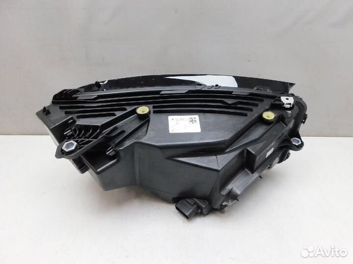 Фара левая Mercedes-Benz GLC