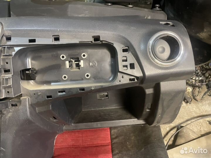 Торпедо Renault Logan 2