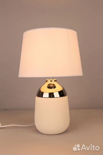 Светильник настольный металлический и текстильный