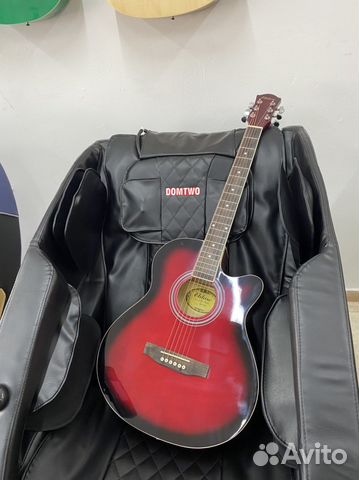 Акустическая гитара Elitaro красная