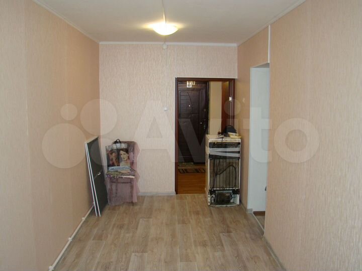 2-к. квартира, 43 м², 1/1 эт.