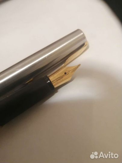 Перьевая ручка parker