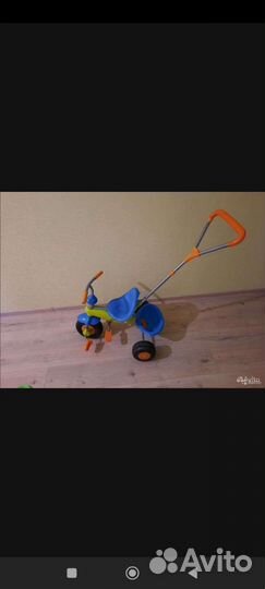 Детский велосипед с ручкой