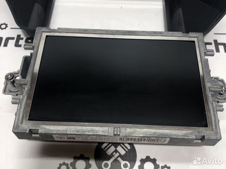 Монитор Mercedes W212