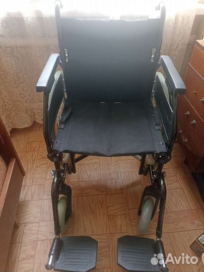 Инвалидная коляска новая