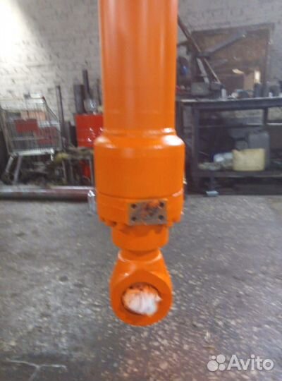 Гидроцилиндр hitachi ZX200 Рукоятный