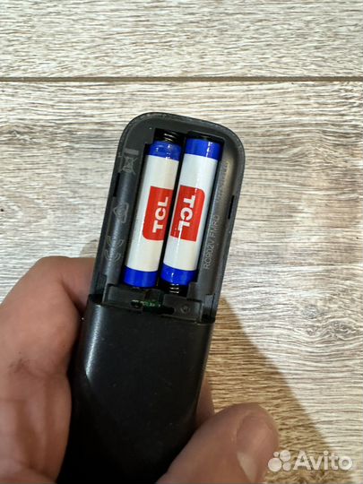 Пульт от телевизора tcl 43p737