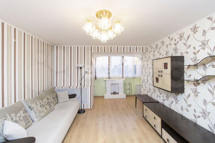 4-к. квартира, 81 м², 9/9 эт.