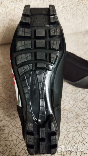 Лыжные ботинки р. 41