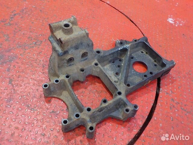 Кронштейн бампера правый MAN TGA TGX TGS