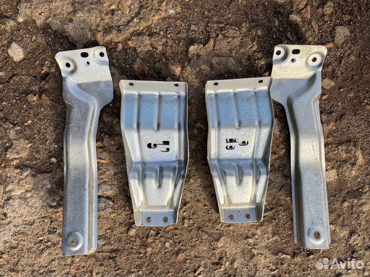 Комплект патрубков для задней печки w639. Япония