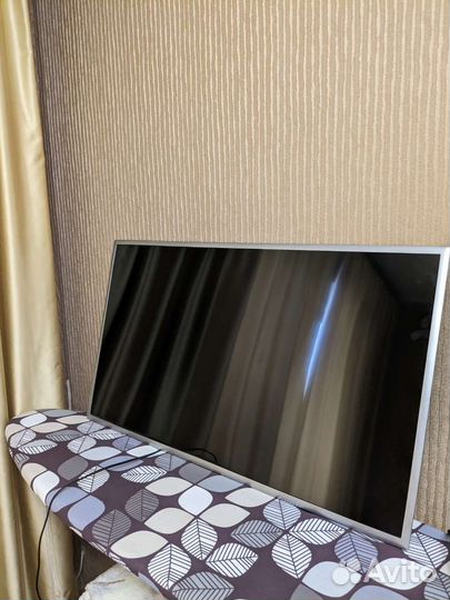 Телевизор smart tv samsung LED модель ue40k555oau