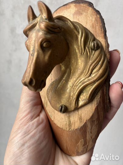 Позолоченная бронзовая статуэтка Голова Лошади