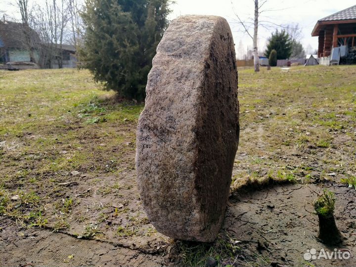 Каменный жернов