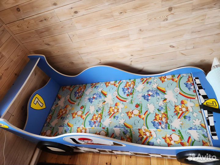 Кровать- машина с подъёмным механизмом