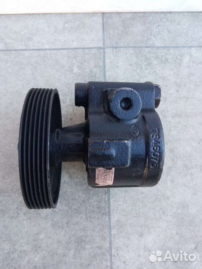 Насос гур Renault 19 2 7700840103