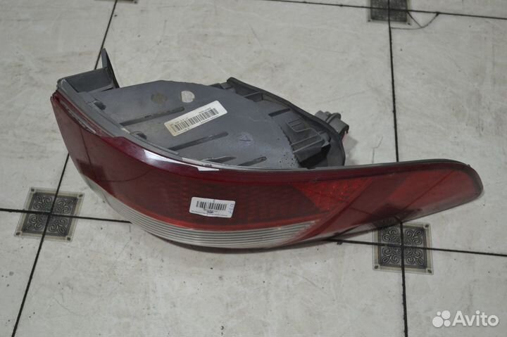 Фонарь задний левый Kia Rio 3