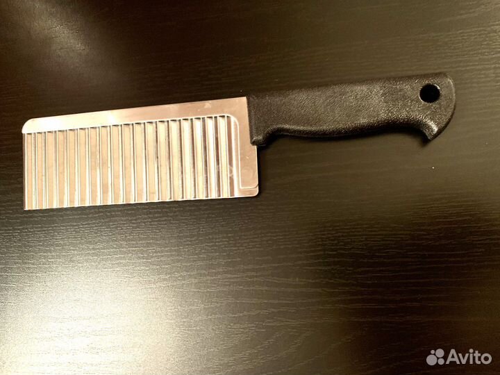 Волнистый нож для фигурной резки. Нож