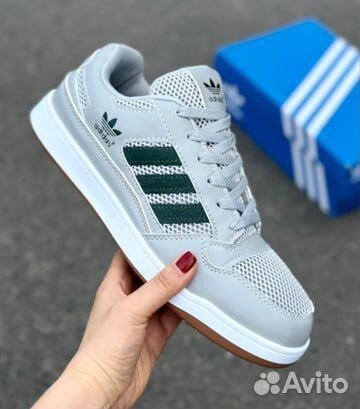 Кроссовки Adidas