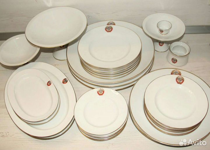 Кремлевский сервиз лфз 50-60гг, 31 предмета, герб