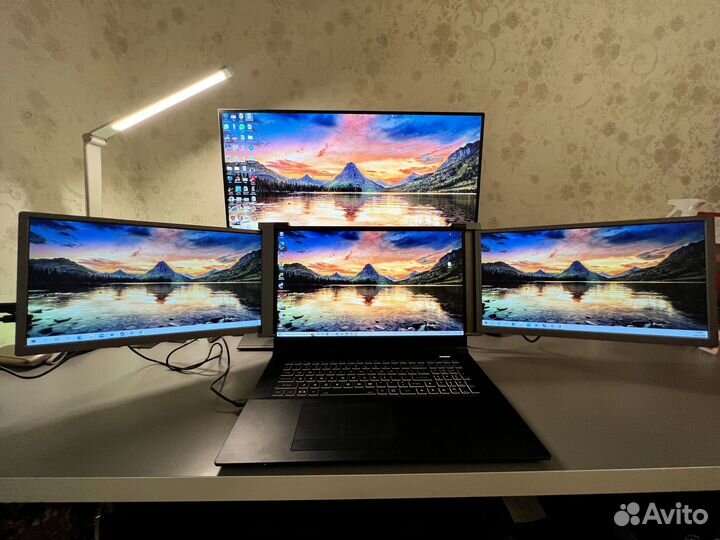 Портативный Tri-Screen монитор