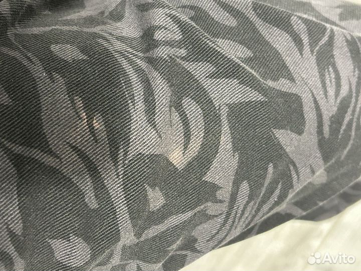 Джинсы широкие