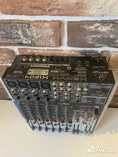 Микшерный пульт